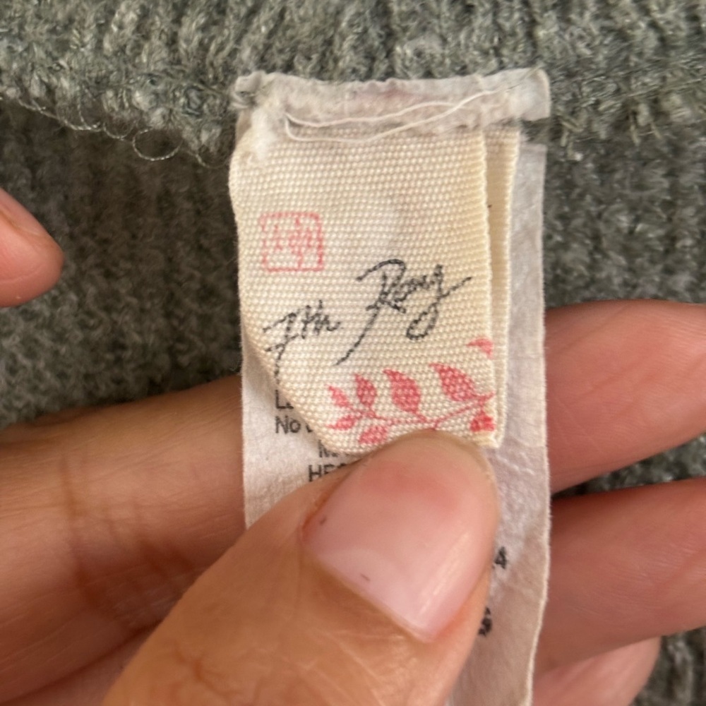 7th Ray Gray Knit Button Side Sweater - Size Large - Picture 5 of 9